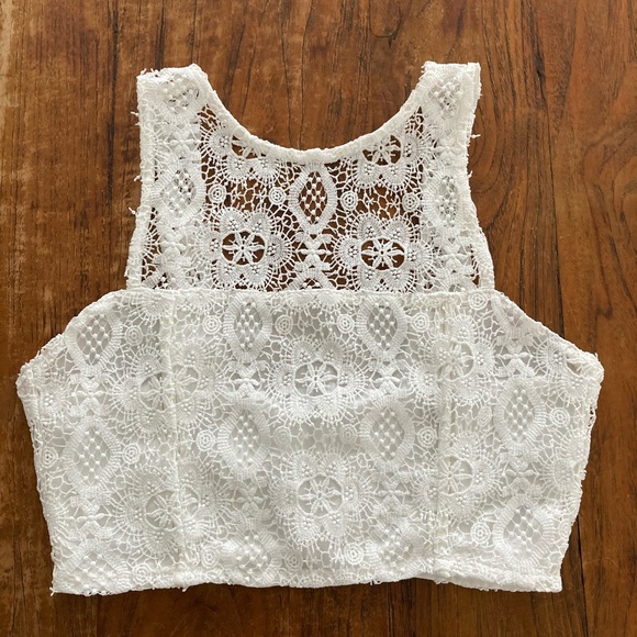 [LOVERS+ FRIENDS] Lace Crop Top & Skirt Set - Picture 10 of 15